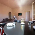 La Casa Di Sara * Marcelli