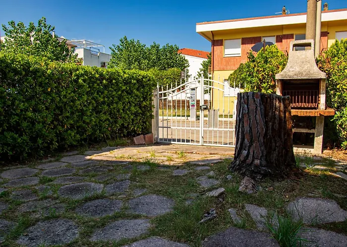 La Casa Di Sara * Marcelli